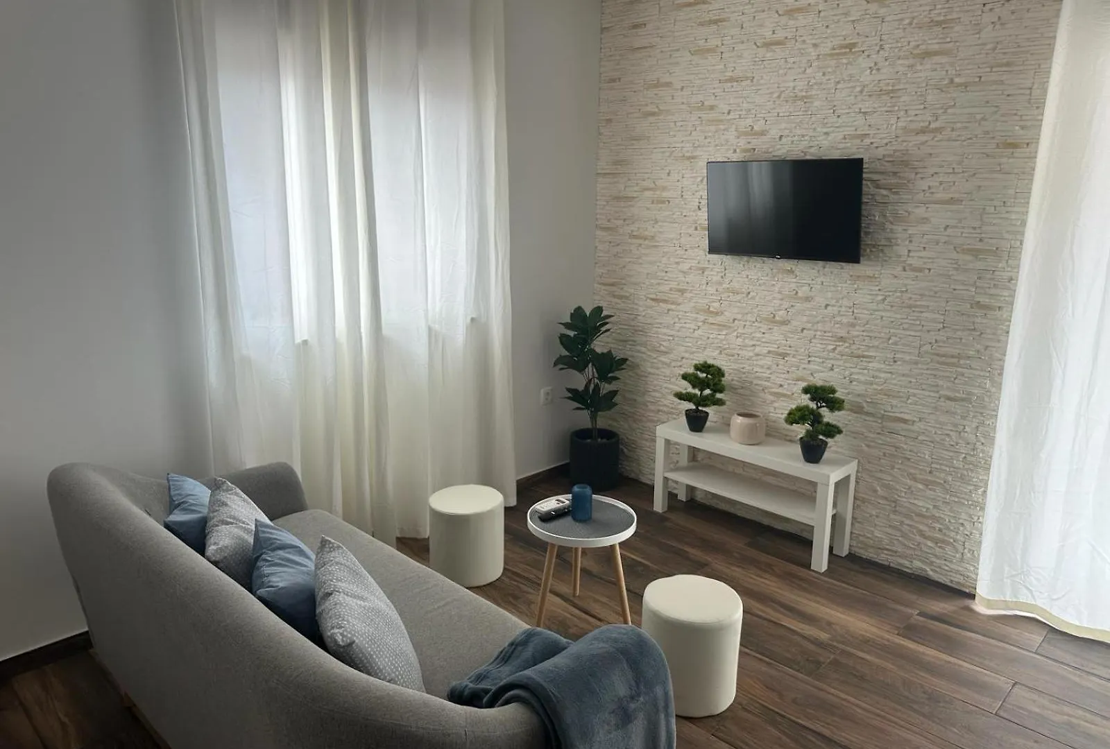 Apartments Harmony Hills Pula
