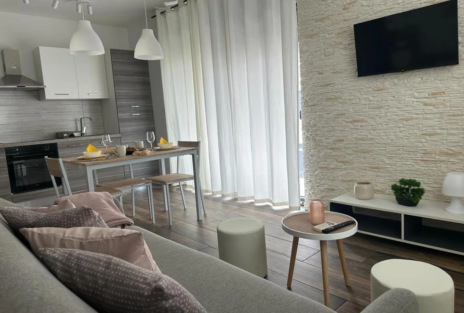 Apartments Harmony Hills Pula