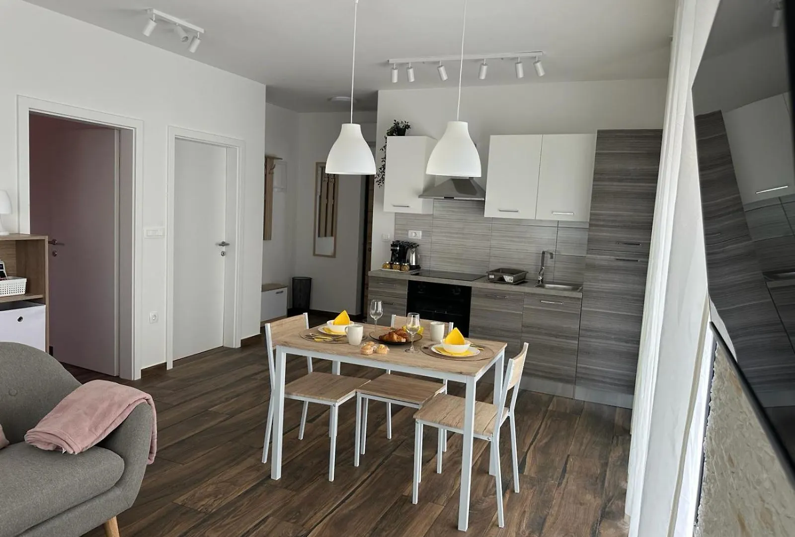 Apartments Harmony Hills Pula